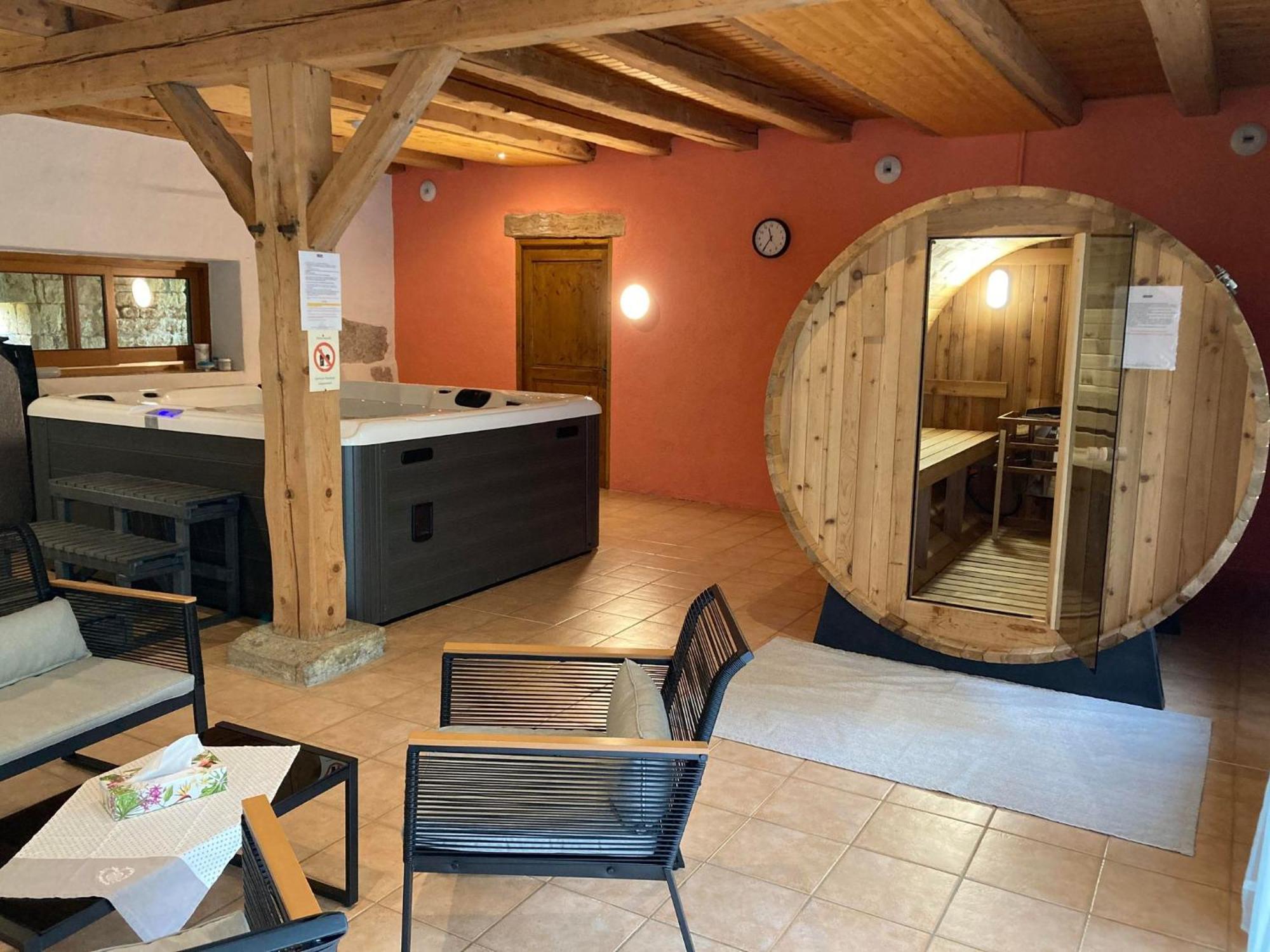 Le Moulin Des Oyes Censeau Exterior photo